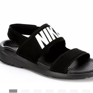 Nike tanjun sandals